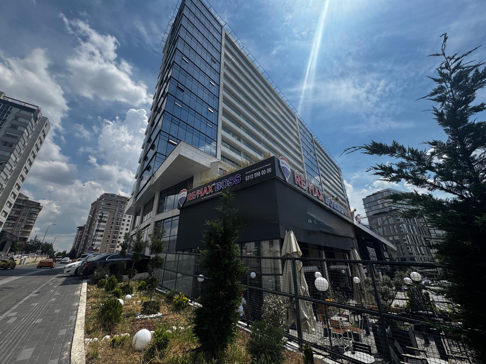 RE/MAX BOSS binası — Beştepe